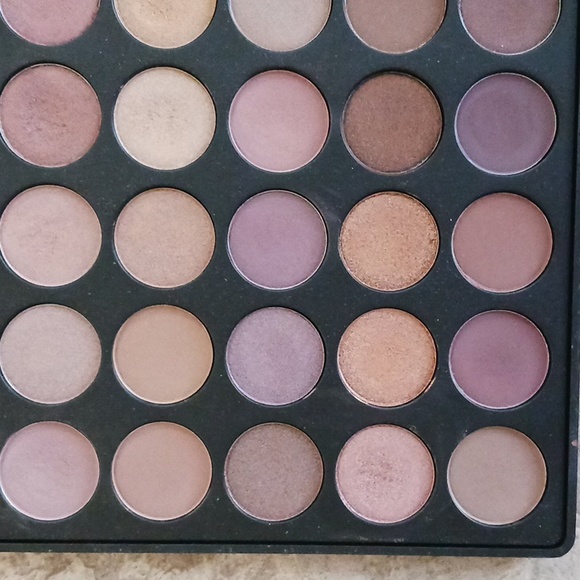 Morphe eyeshadow - Picture 3 of 4